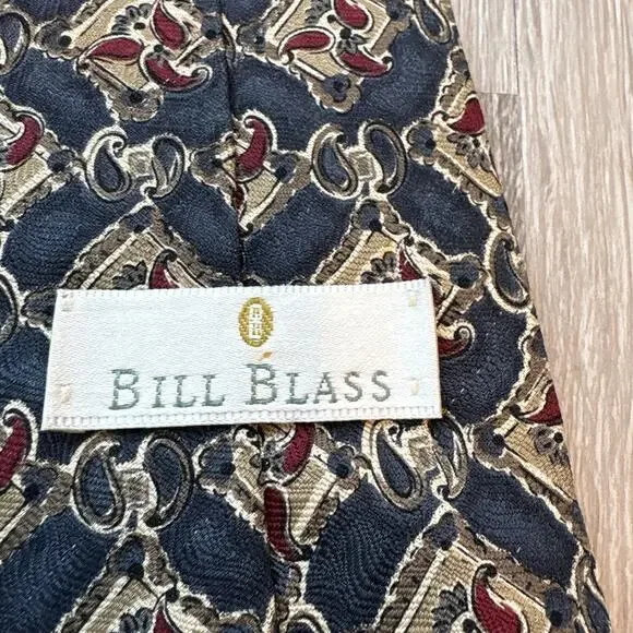 Lot of 4 Vintage Silk Ties Bill Blass Hathaway Mallory Church Van Heusen - Picture 7 of 7